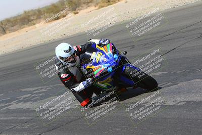 media/Mar-28-2022-Superbike Trackdays (Mon) [[b8603d0f67]]/Open Track Time/Turn 3 Inside/